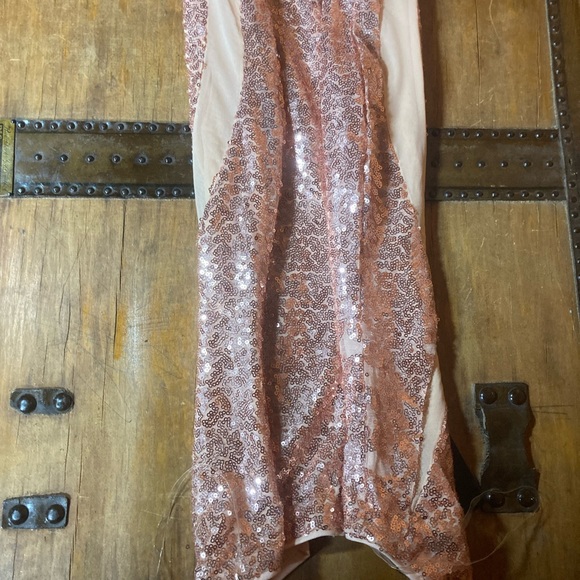 Hera Collection pink sequin mini dress - Picture 8 of 8